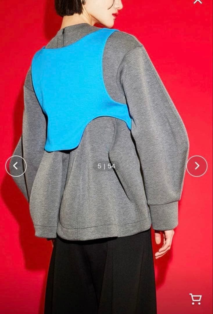 Momoビスチェ&スウェット