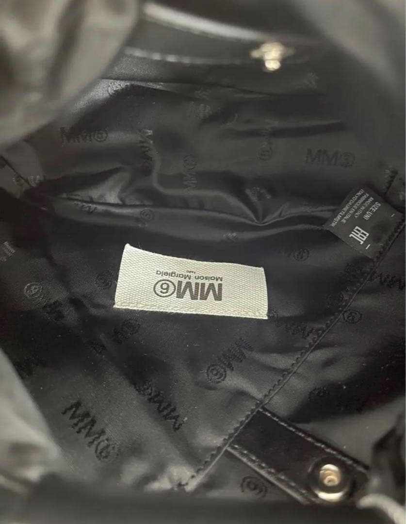 メゾンマルジェラ MM6 ブラック ショルダーバッグ