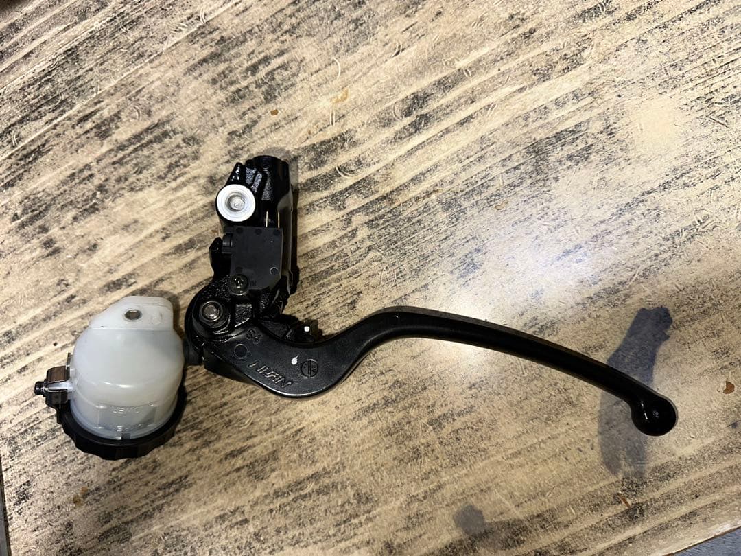 DAYTONA NISSINブレーキマスターシリンダー ブラック 17パイ