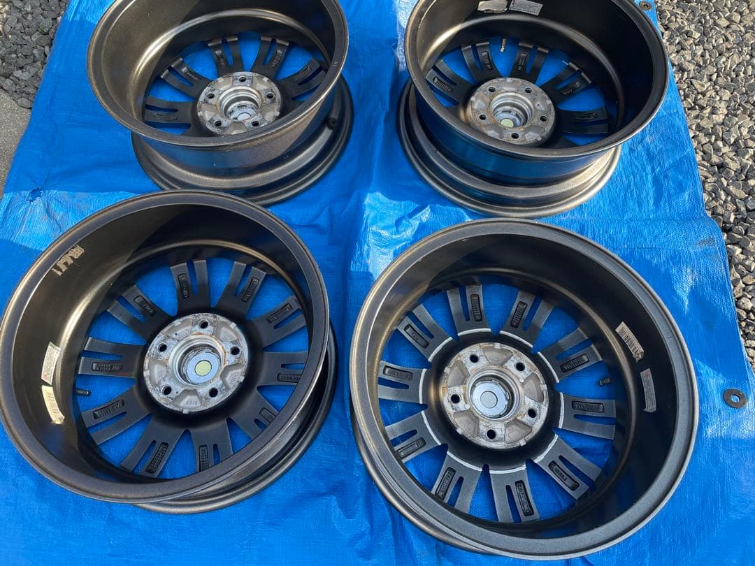 未使用？　15インチ　6J PCD114.3 5穴　アルミホイール　4本