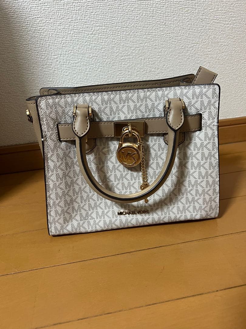 ⭐️週末限定値下げ⭐️Michael Kors ショルダーバッグ ホワイト/ベージュ