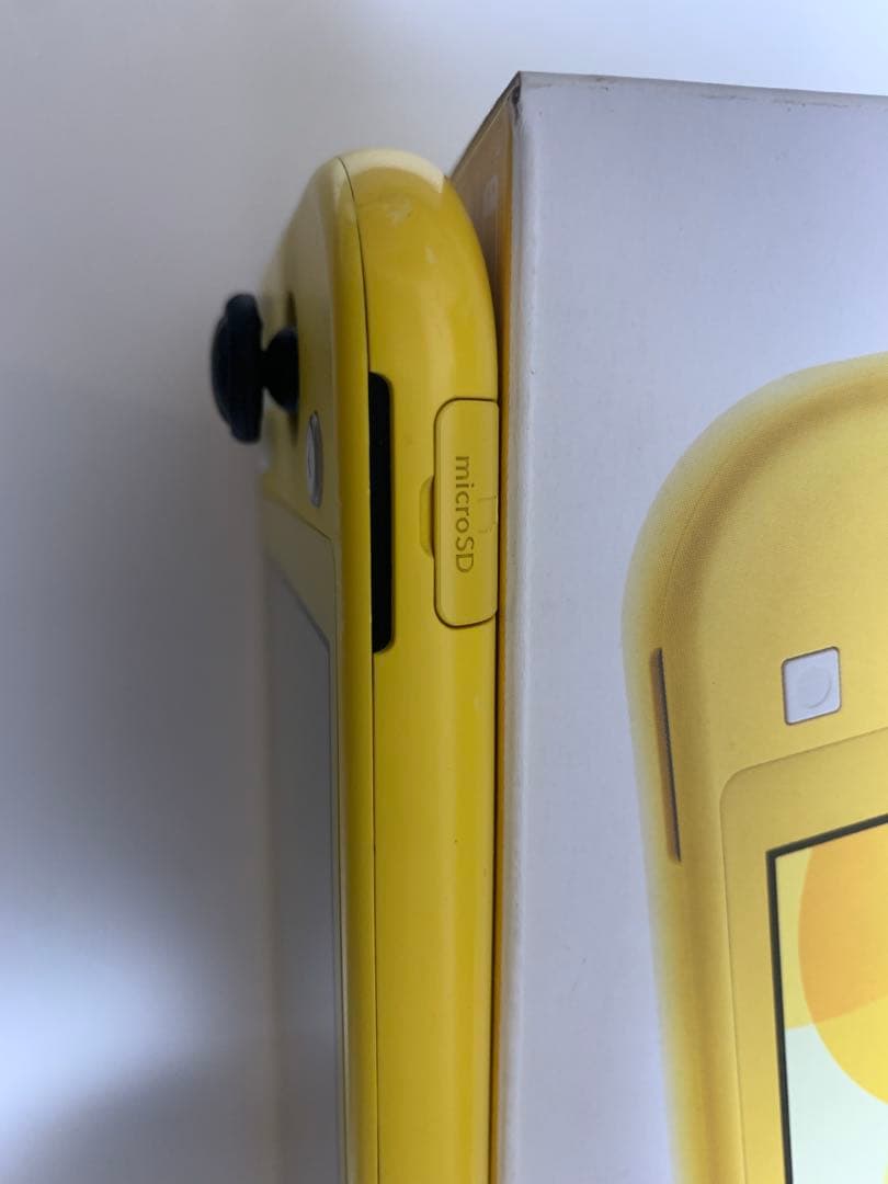 Nintendo Switch Lite イエロー 本体とACアダプター付き