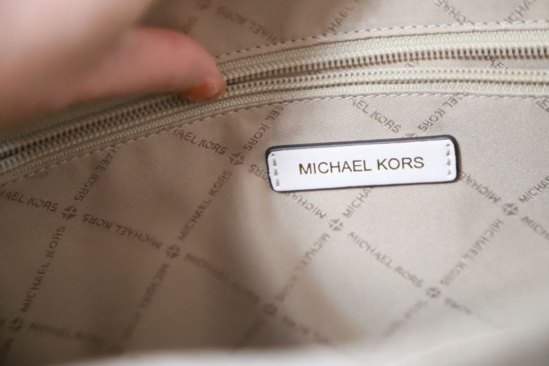 MICHAEL KORS ホワイト トートバッグ