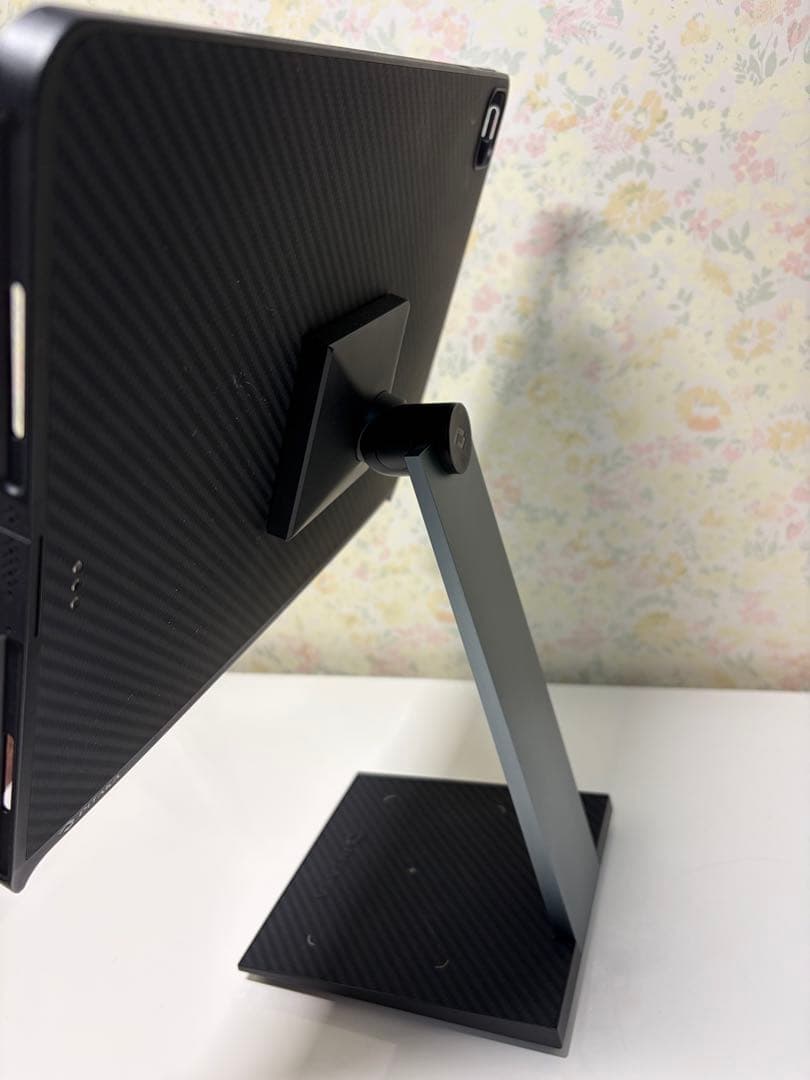 PITAKA MagEZ Charging standとCase Pro