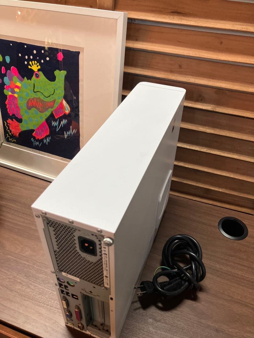 【エプソン】デスクトップパソコン　AT994E Endeavor 20GB