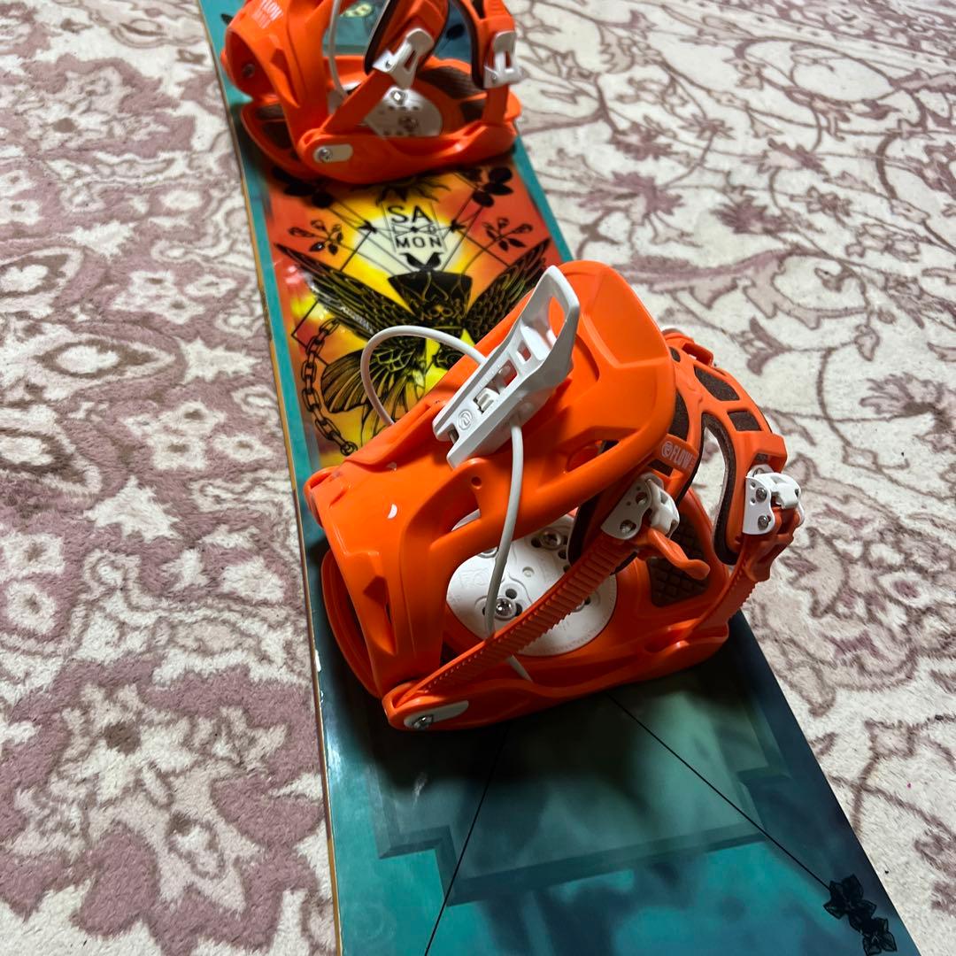 美品 SALOMON 138cm バイン付 スノーボードセット 子供 レディース