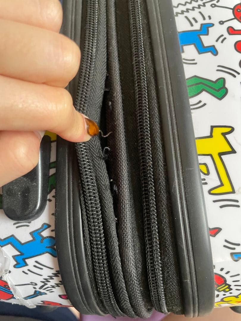 BIGBANG × キースヘリング スーツケース