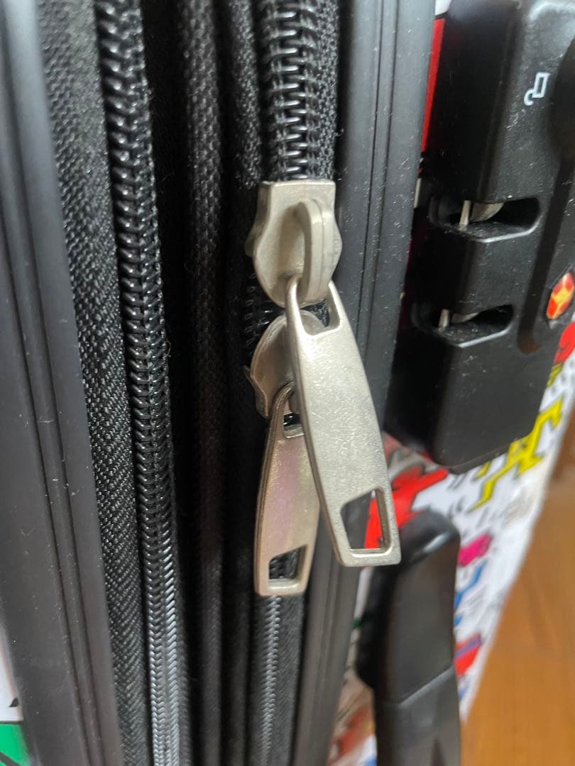 BIGBANG × キースヘリング スーツケース