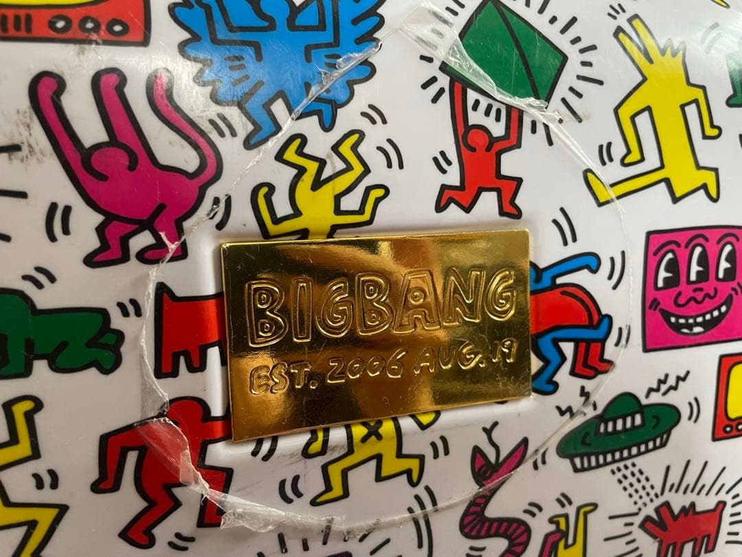 BIGBANG × キースヘリング スーツケース