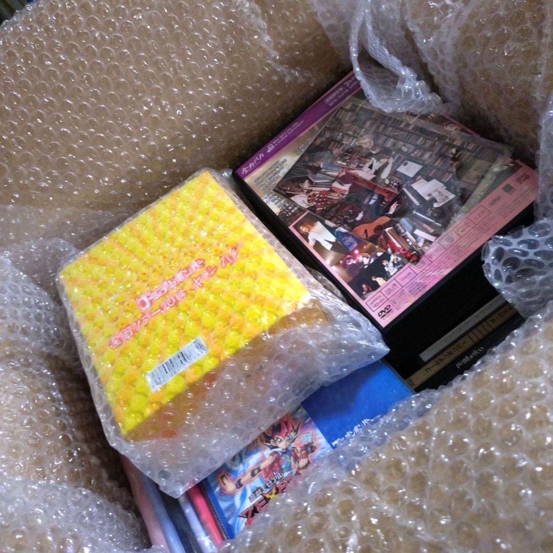 ゴールデンボンバーDVD ２４枚まとめ売り　時計・ＣＤ(含アルバム)大量おまけ付