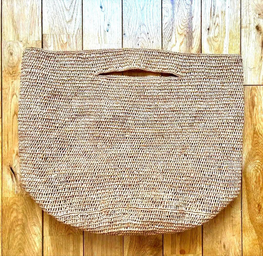 MADE IN MADA　ラフィアバッグ