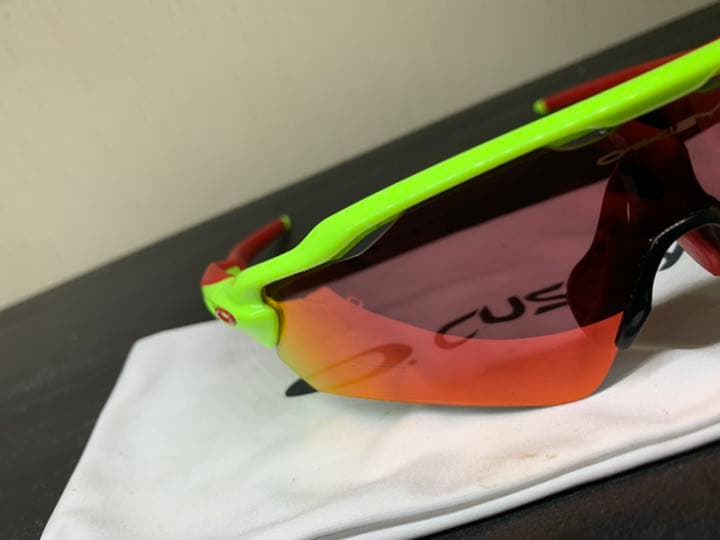 オークリー　サングラス レーダーロック