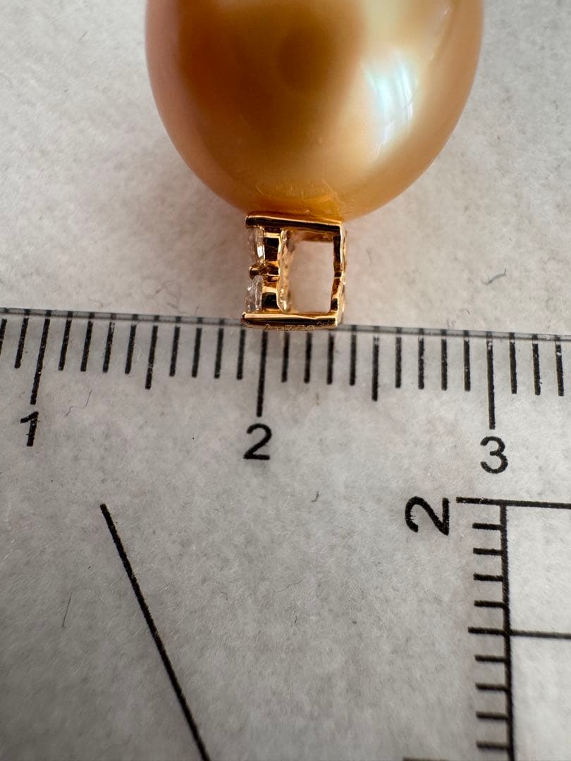 新品　18K ゴールド　天然南洋白蝶ゴールデンパールペンダント