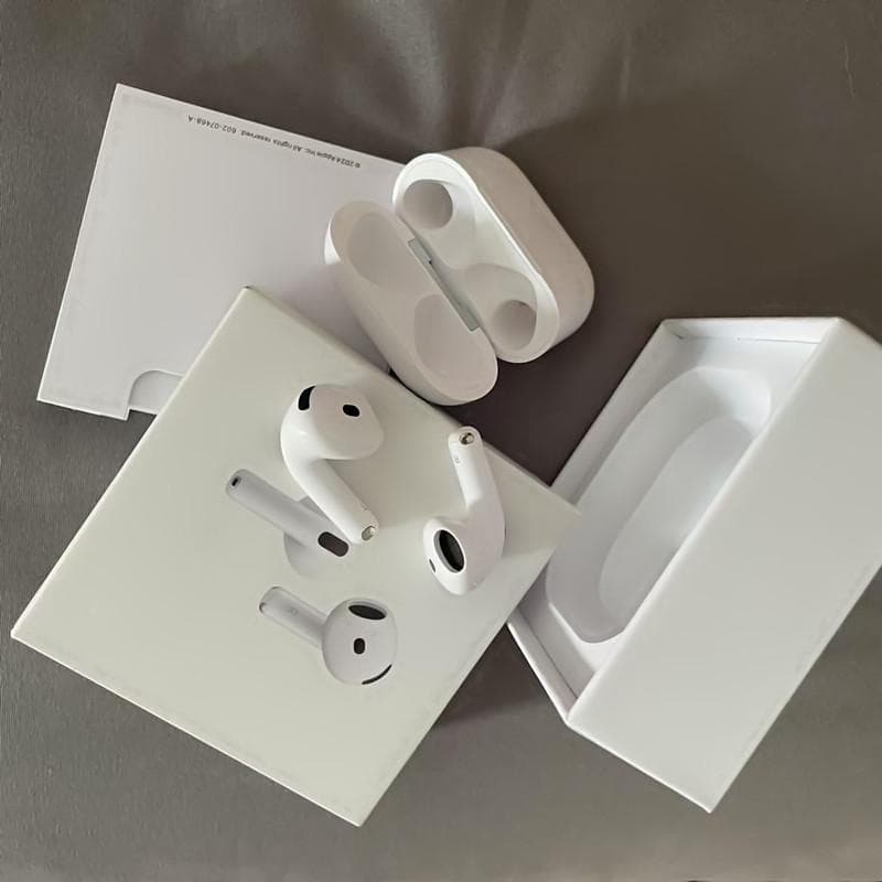 AirPods 4世代　(ANC)
