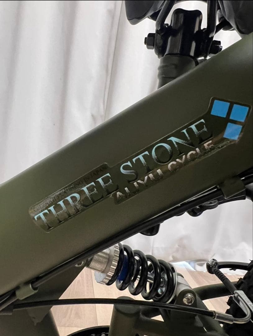 THREE STONE 折りたたみ自転車 オリーブグリーン