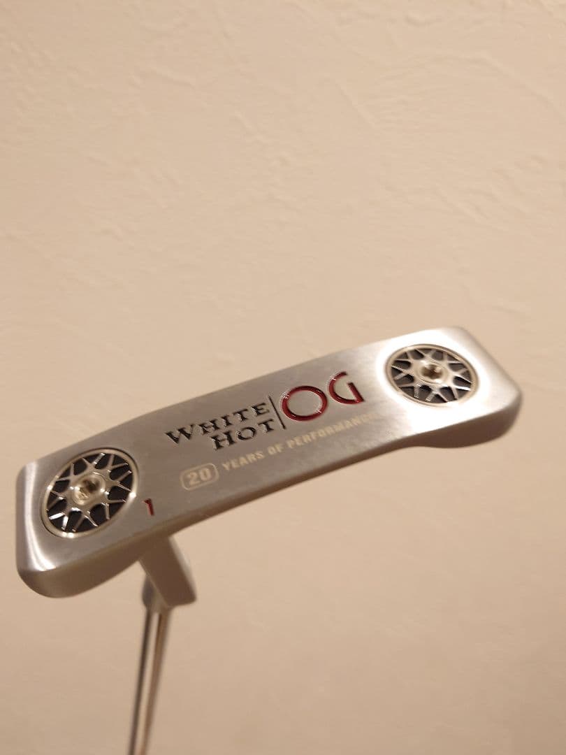 ODYSSEY WHITE HOT OG パター　ホワイト