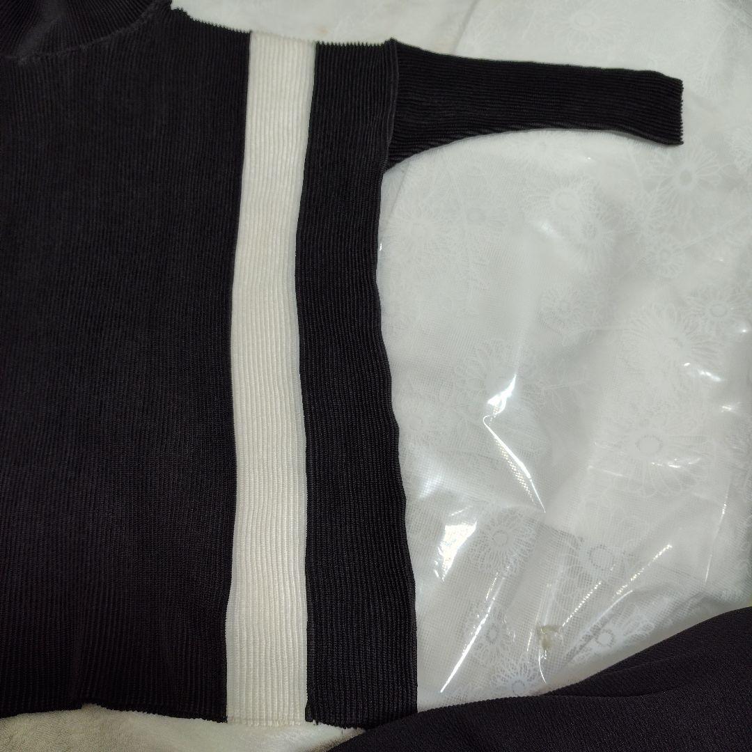 SPECCIOハイネックプルオーバー　長袖シャトルプリーツ切替チュニック