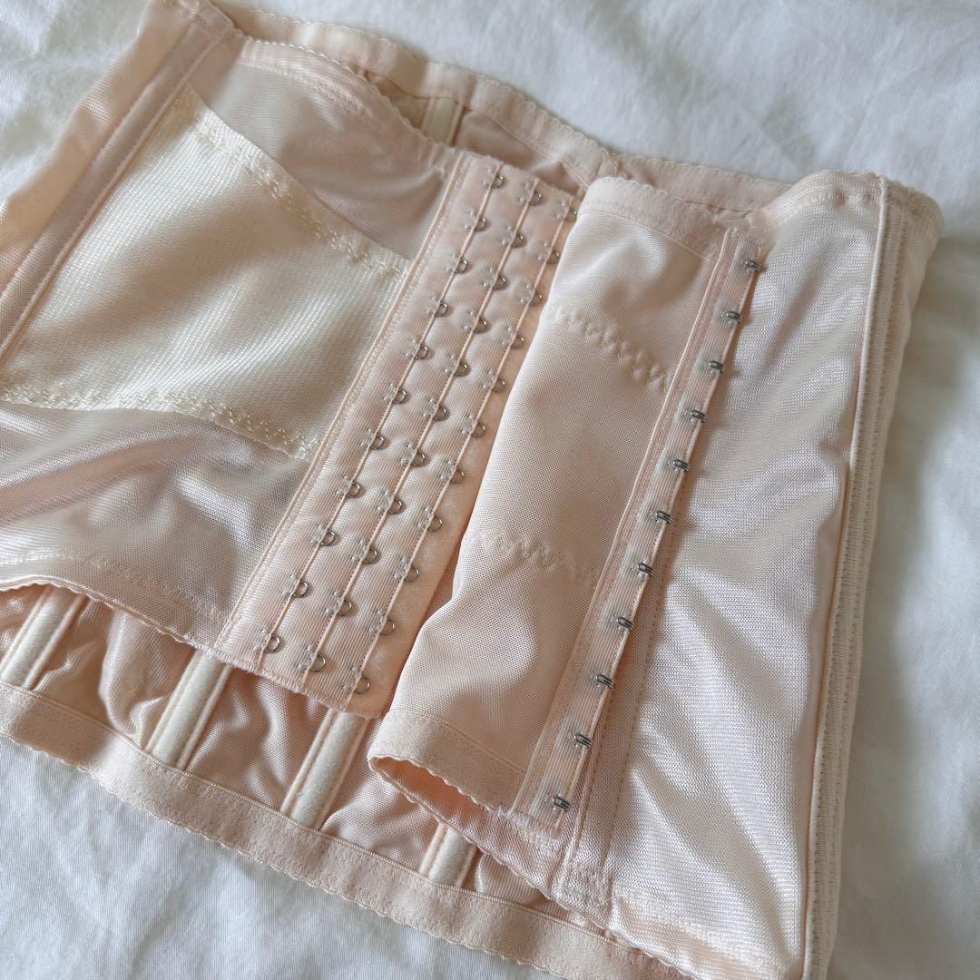 FOUR SIS ＆ CO. フォーシス アンド カンパニー　ブライダル