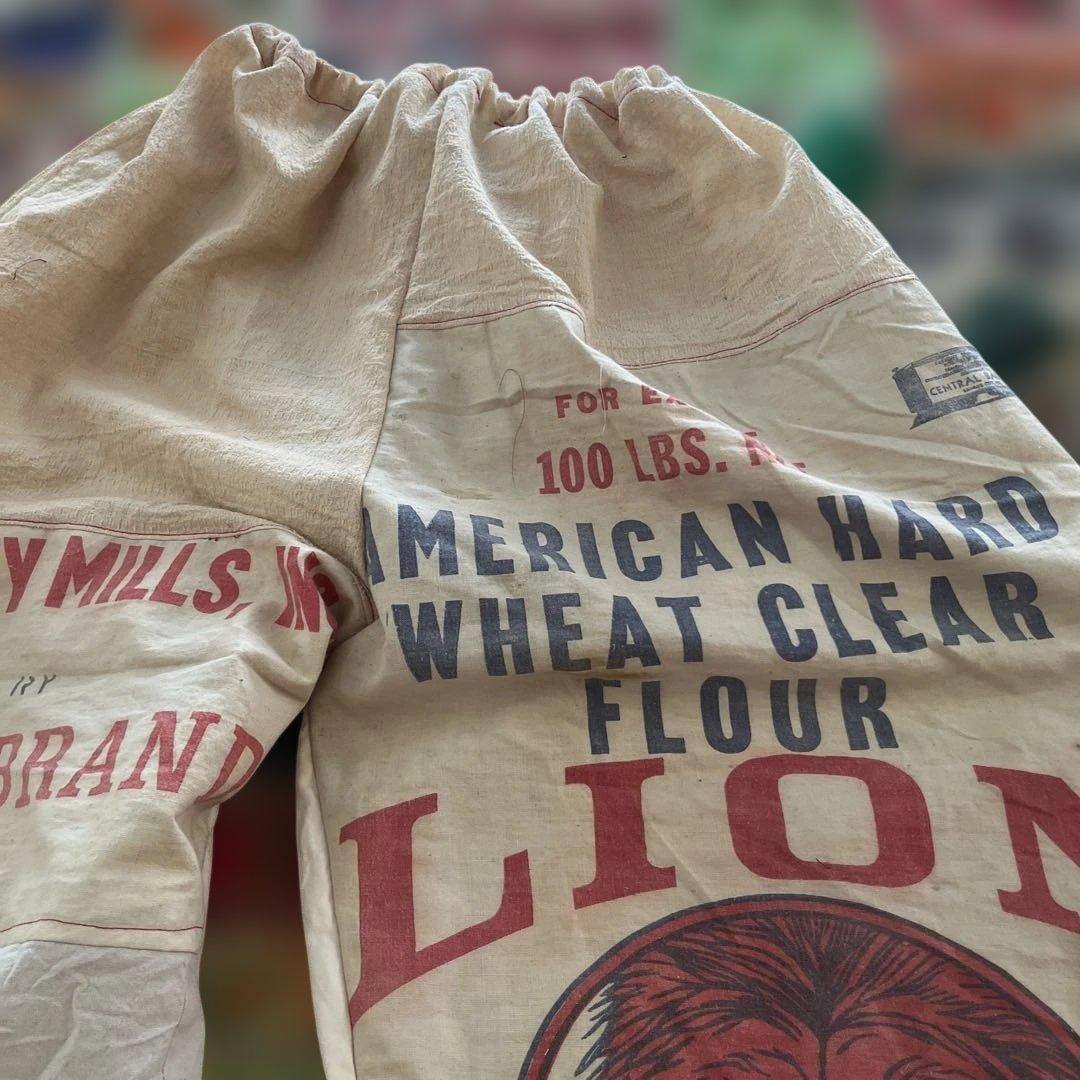 ライオンリメイクもんぺバルーンパンツ木綿　粉袋　古布襤褸　ダメージフィードサック