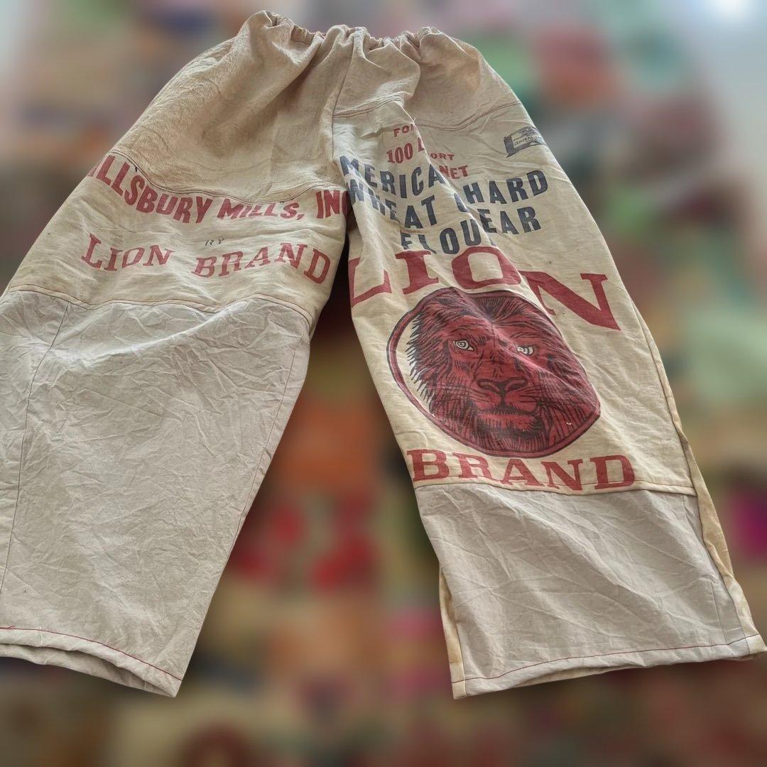 ライオンリメイクもんぺバルーンパンツ木綿　粉袋　古布襤褸　ダメージフィードサック