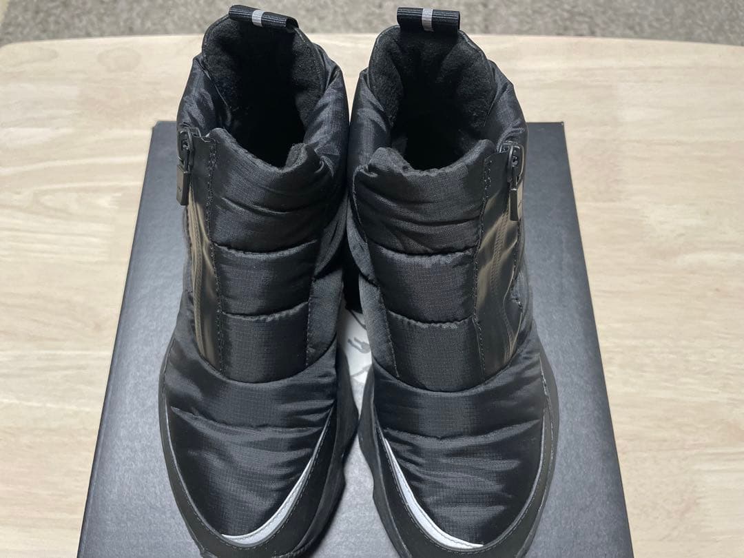 SOREL キネティックインパクトパフィージップ　ウォータープルーフ 22.5