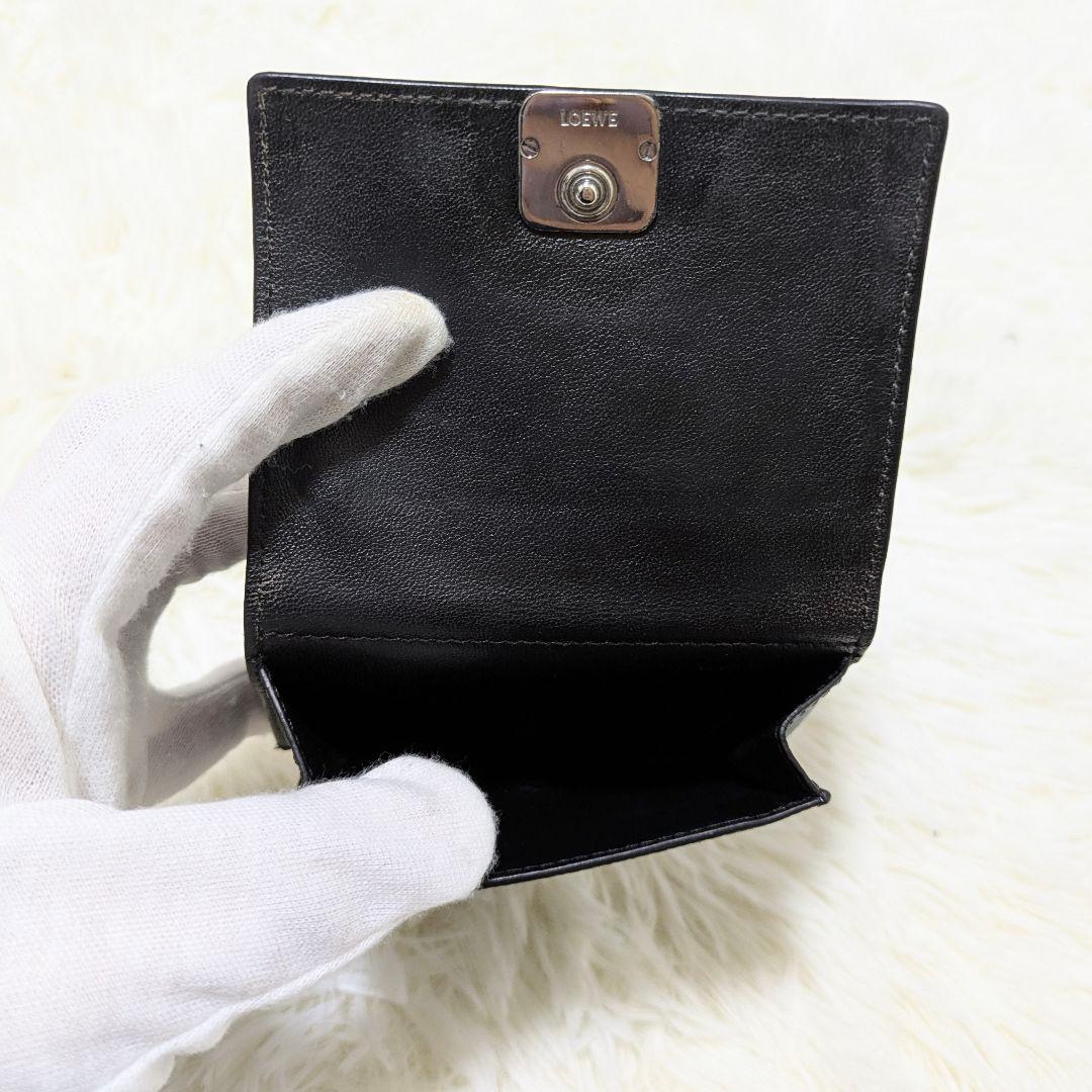 大人気✨LOEWE ロエベ　アナグラム　トライフォールドウォレット　Ｗホック