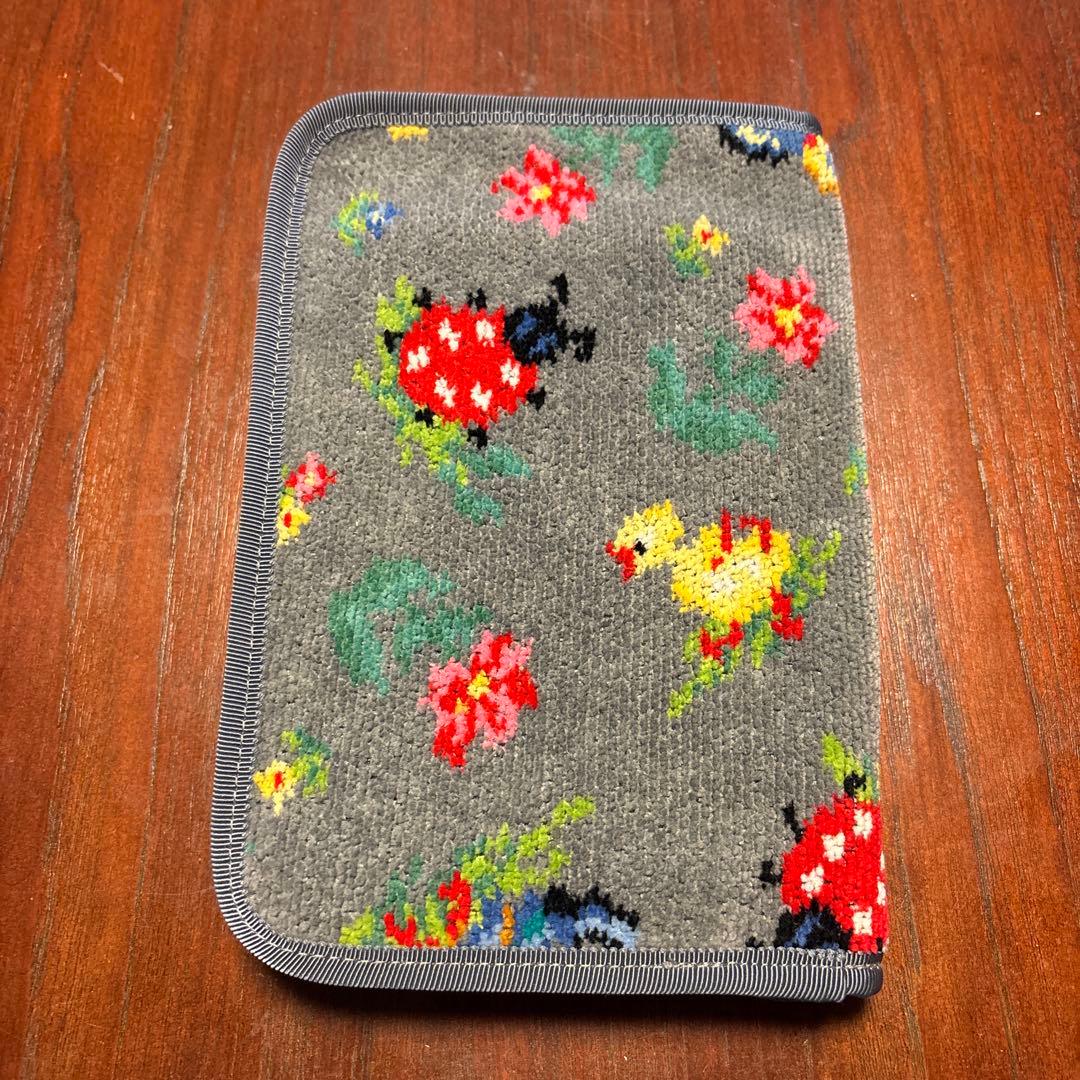 【美品】FEILER フェイラー ハイジ　グレー マルチケース 　母子手帳入れ