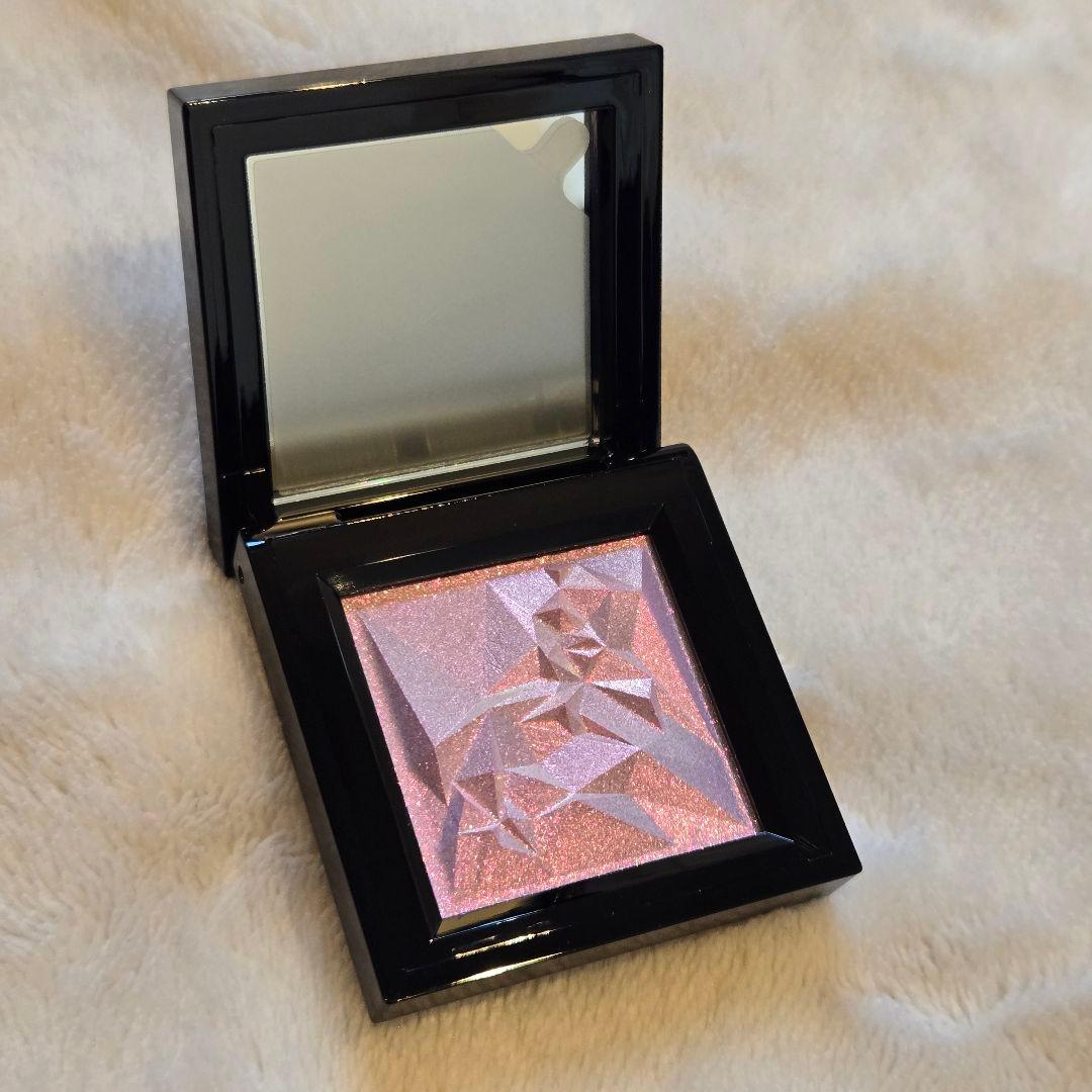 【新品未使用】 シュウウエムラ FF14 アイシャドウ クポ!ピンク 数量限定