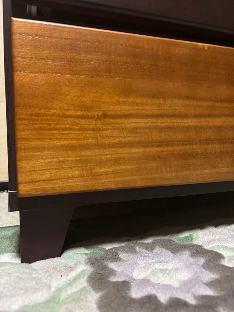 モザイク模様の天然木ローチェスト　ニトリ　クオーレ