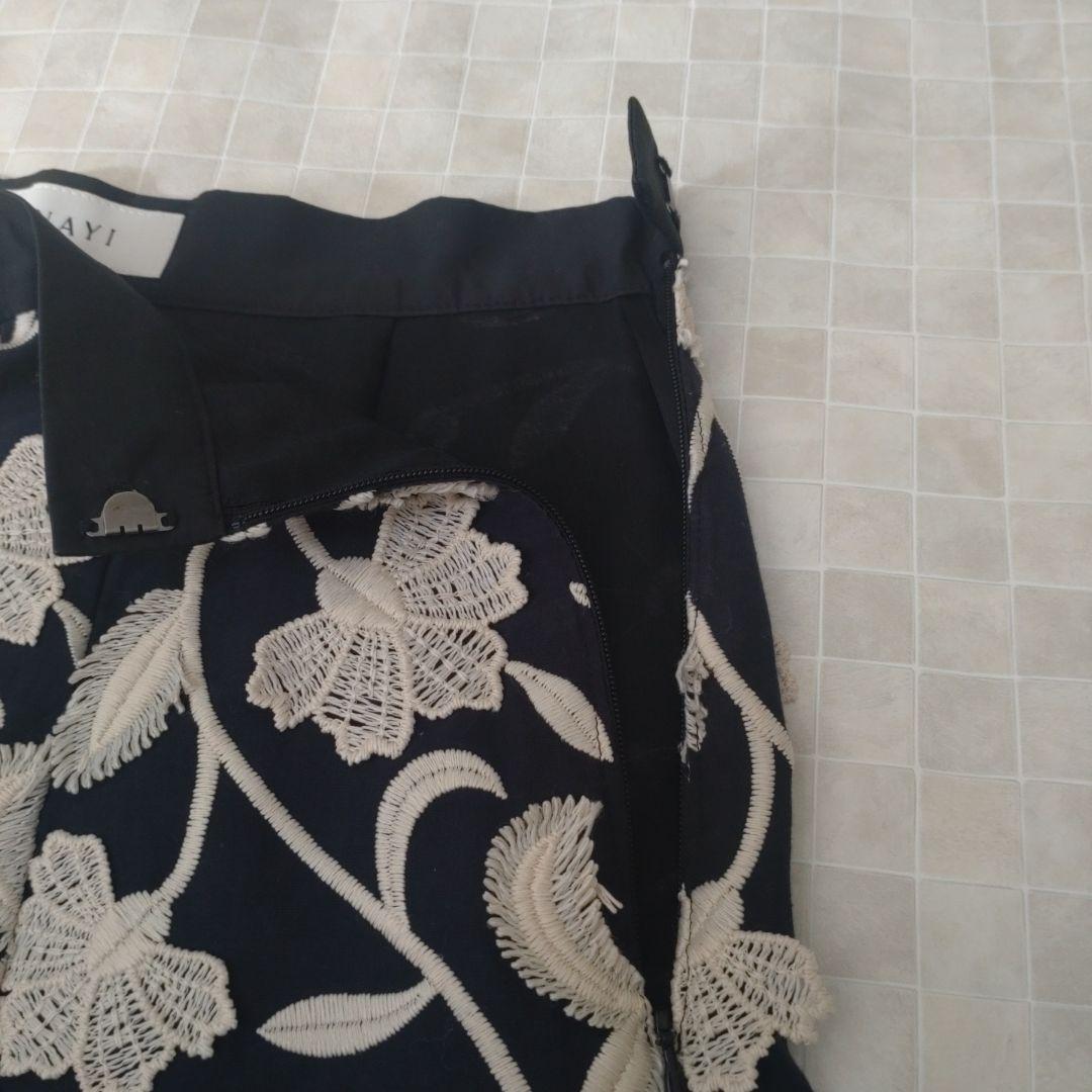 ANAYI 黒　刺繍　花柄スカート　美品