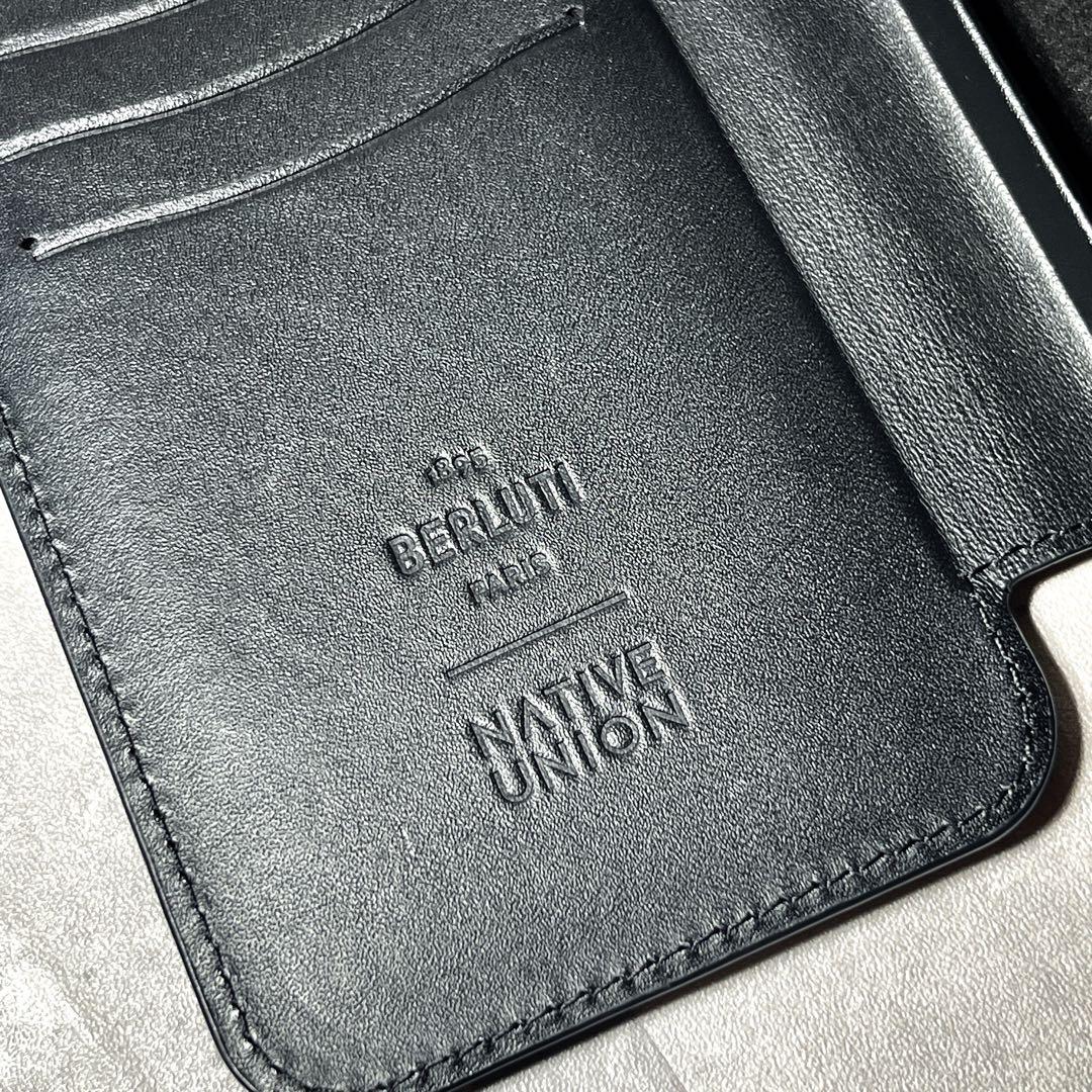 ベルルッティx ネイティブユニオン iPhone13 pro カリグラフィー　青