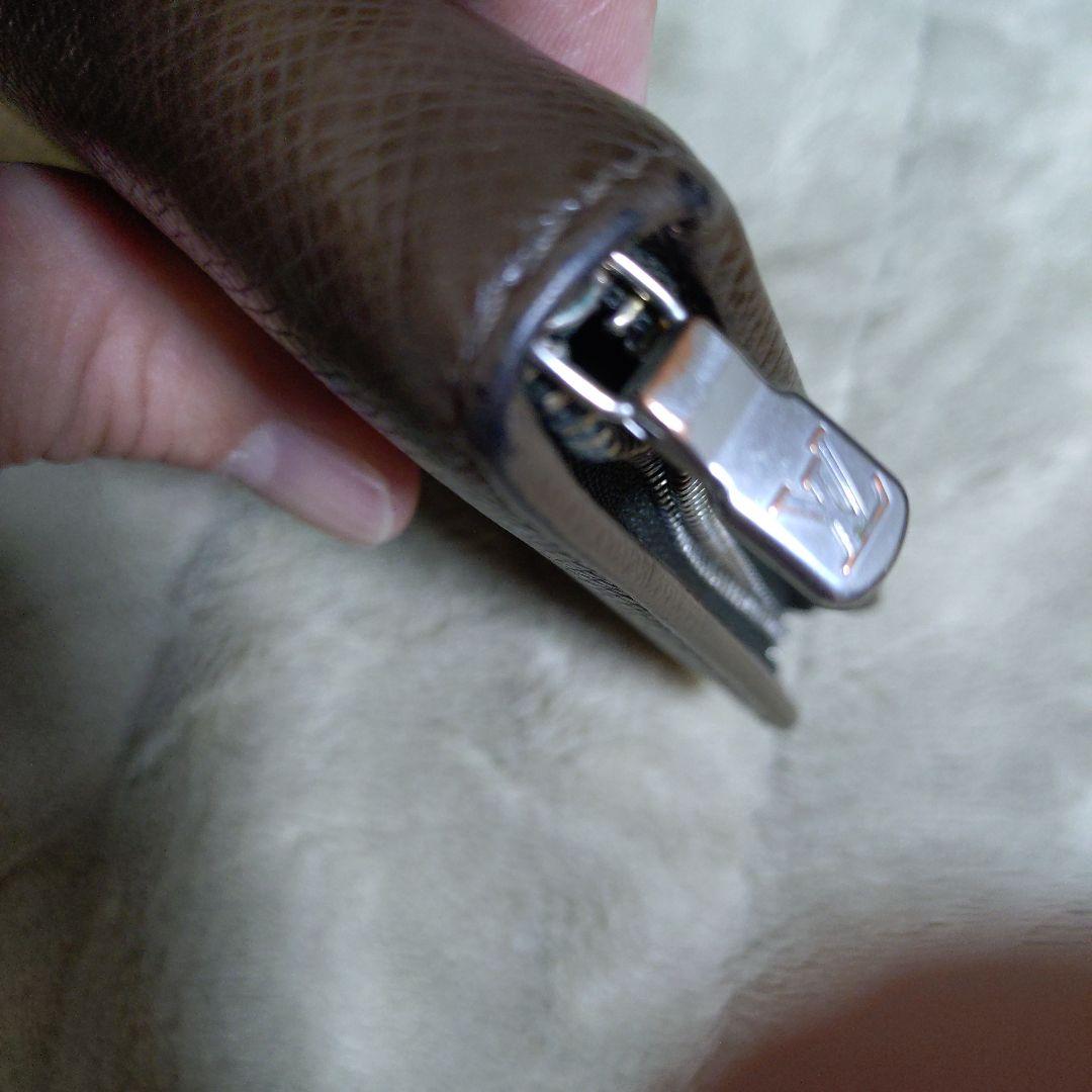 ポルトビエモネジップ グリズリ ラウンドファスナー財布ルイヴィトン