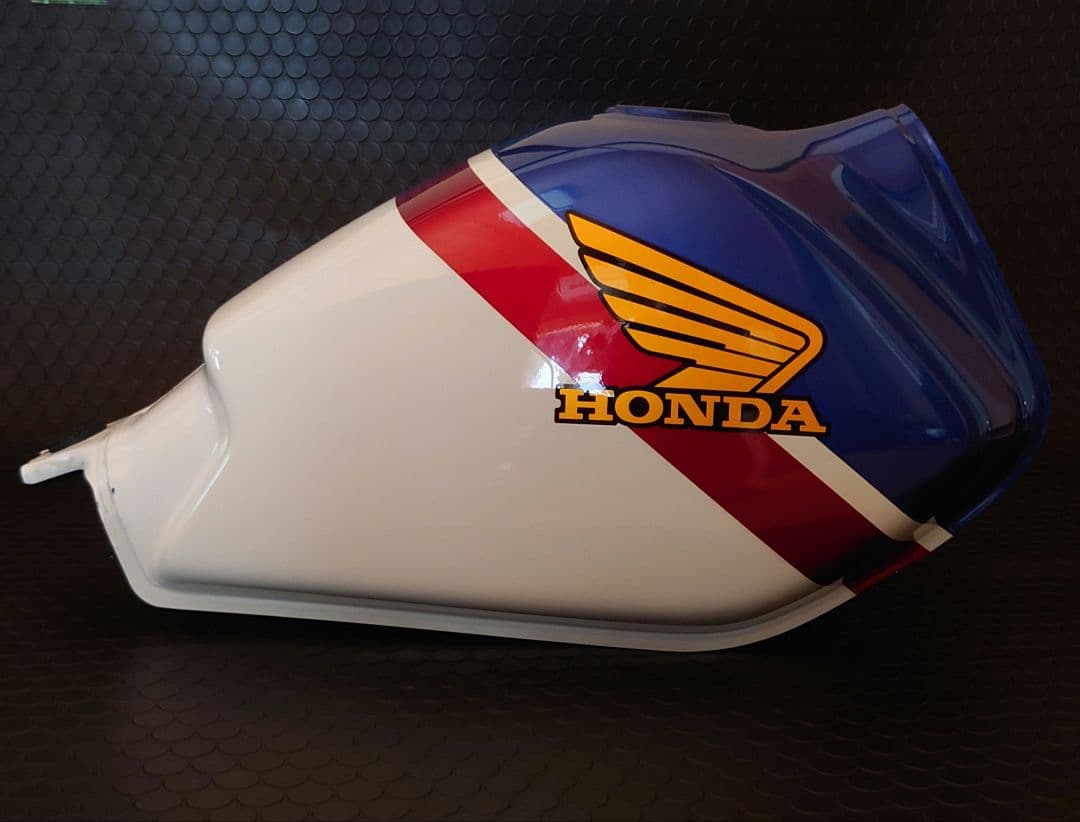 美品 FTR223 純正 フューエルタンク ガソリンタンク トリコロール