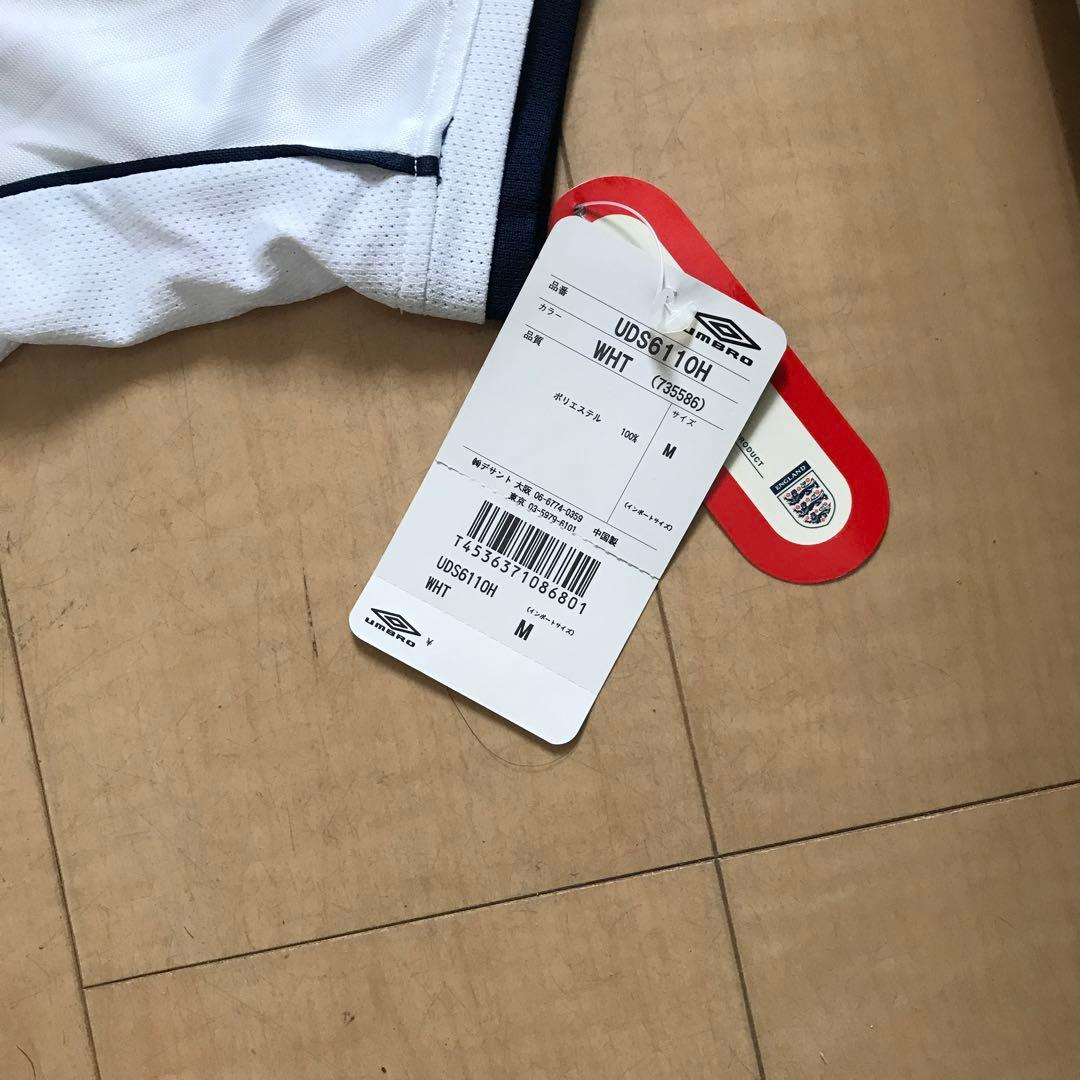 新品アンブロイングランド　サッカーシャツ　Mサイズ