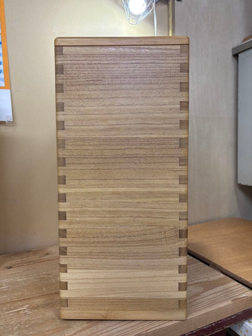 桐の米びつ10kg用　桐子モダン　ほぼ未使用　G