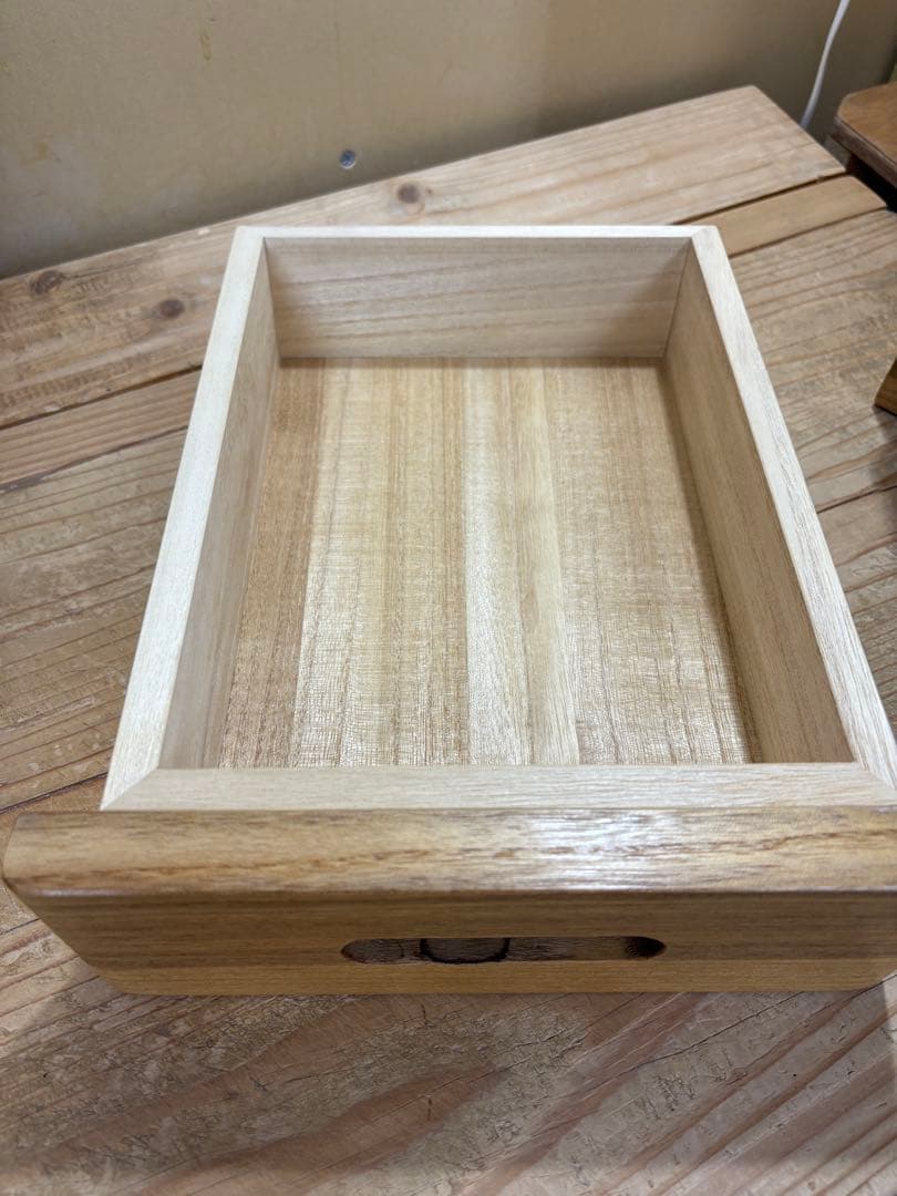 桐の米びつ10kg用　桐子モダン　ほぼ未使用　G