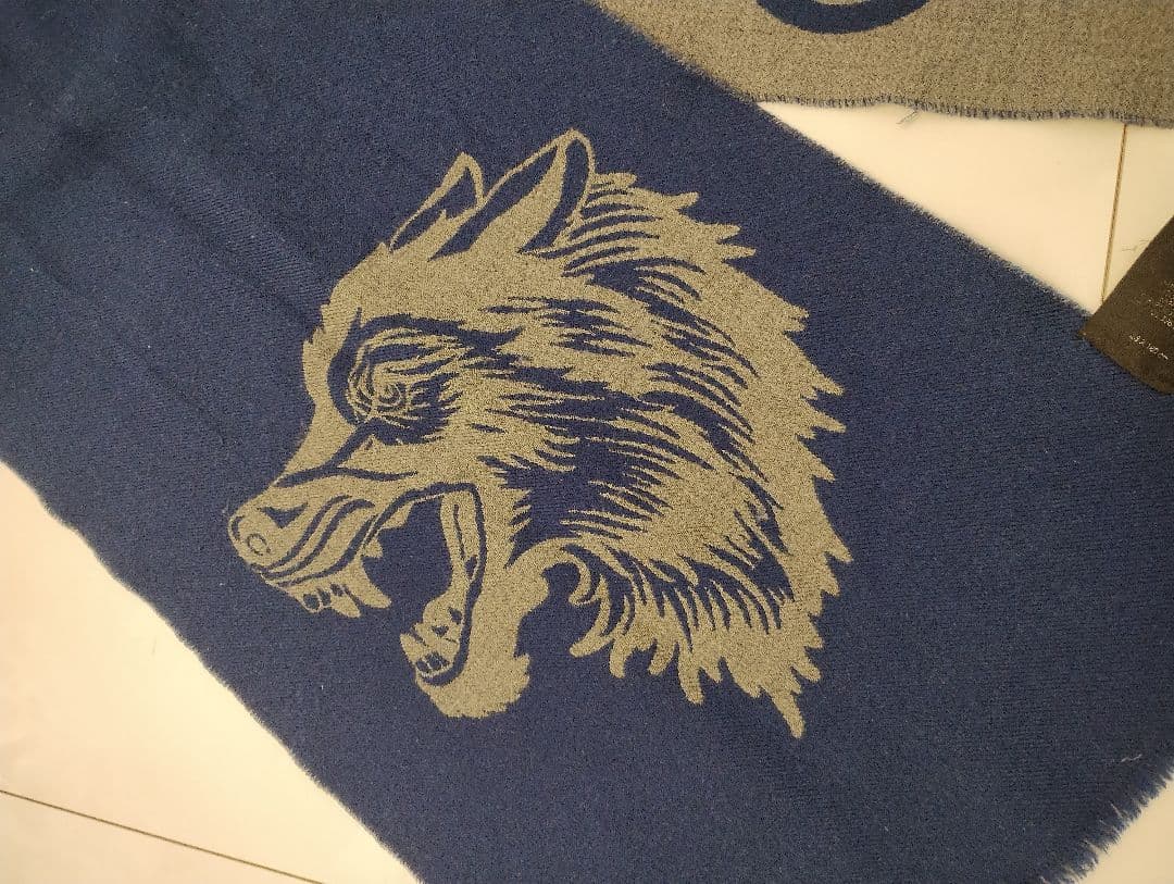 GUCCI マフラー 狼の刺繍 ネイビー/グレー