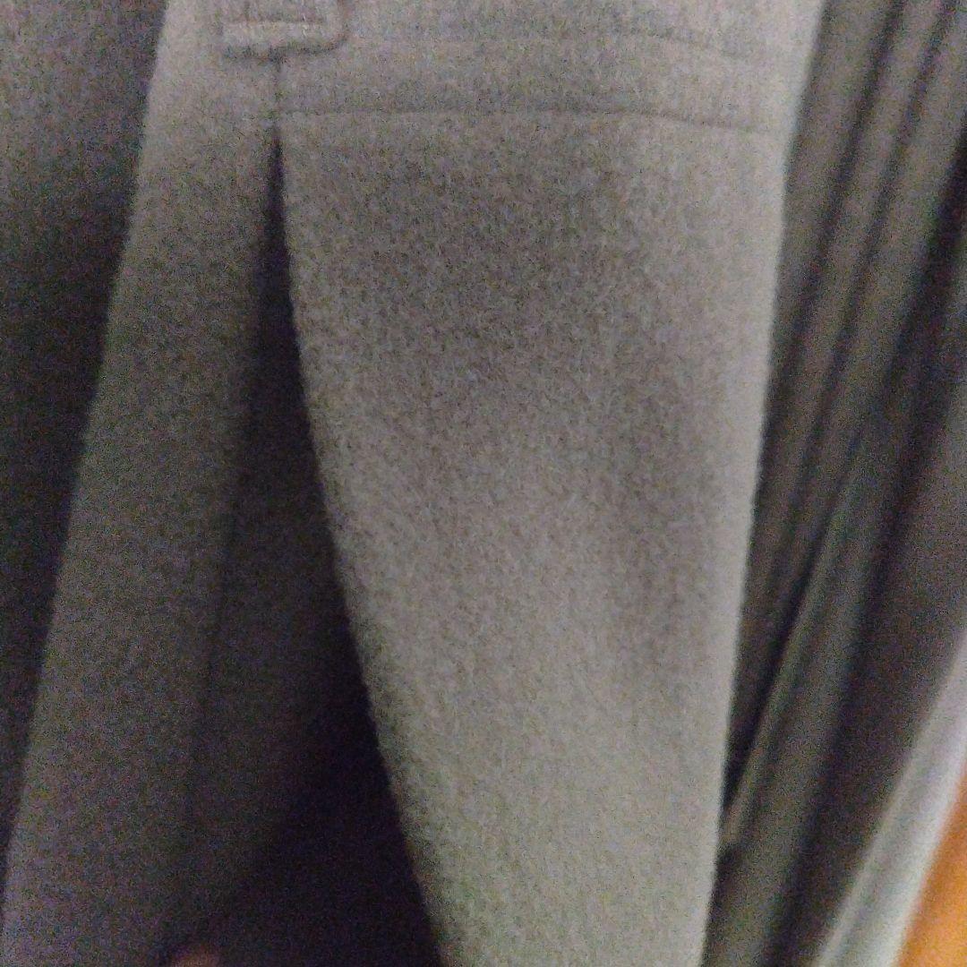 ヨーガンレール、大人女子のベージュロングコート、ベルト付き