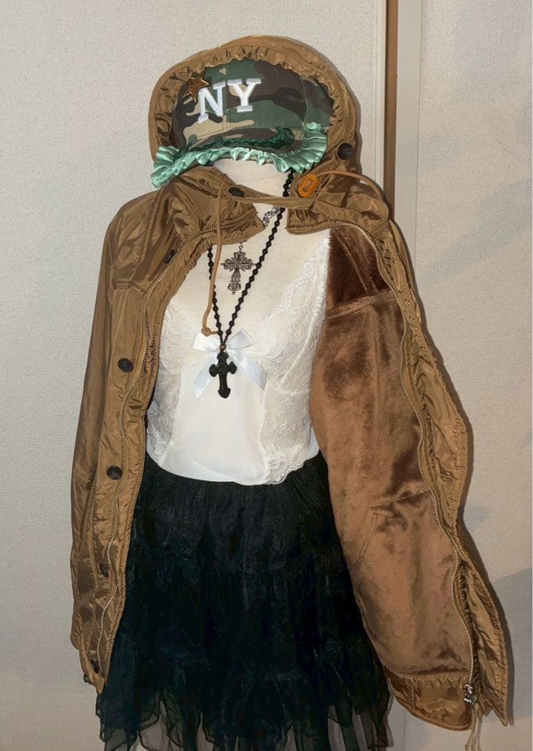 レアカラー　y2k平成ギャル00s光沢ボアシャーリングパーカー　ゴシック