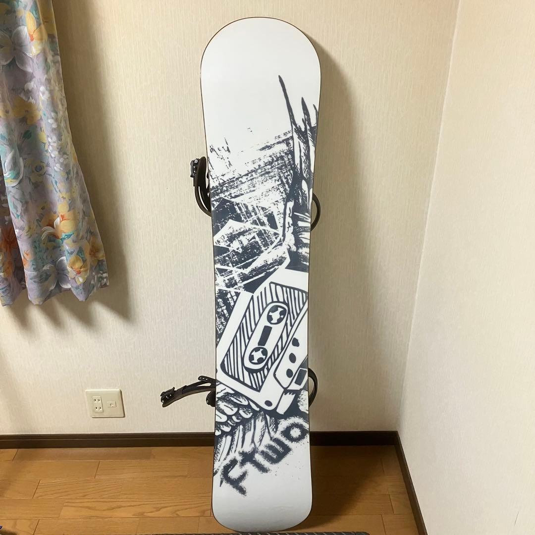 スノーボード　ftwo ビンディング・ボードケース付き