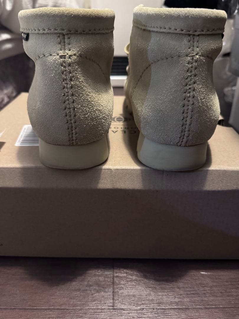 BEAMS別注 Clarks Wallabee Boot GORE-TEX 26