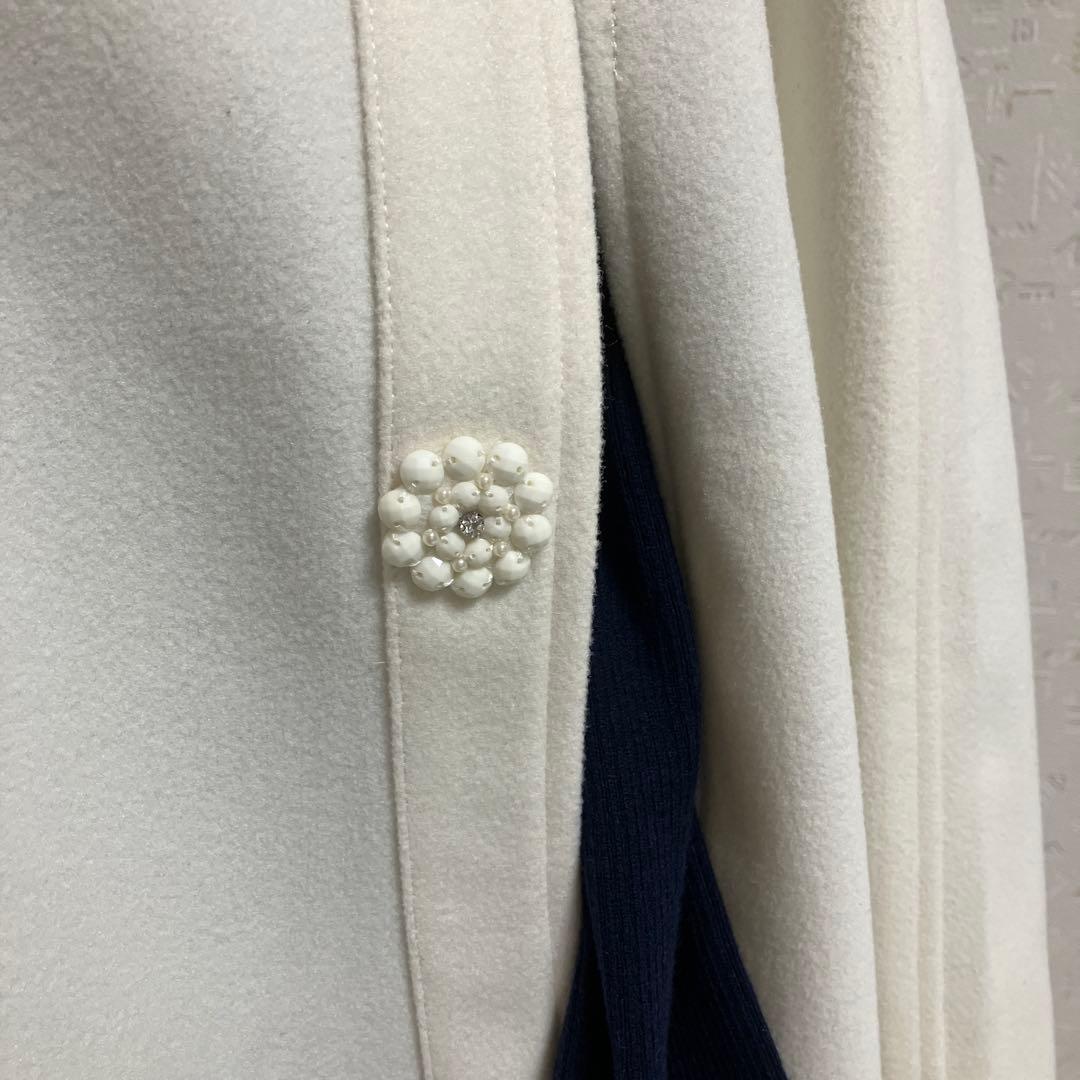 スーパービューティー☆44☆新品タグ付き　スパンコール刺繍のポンチョコート