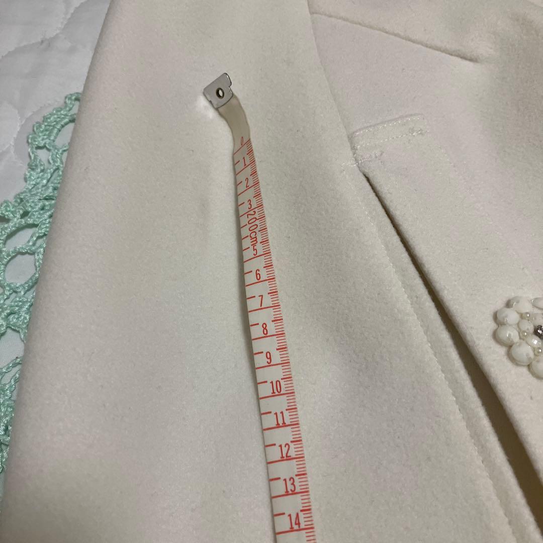 スーパービューティー☆44☆新品タグ付き　スパンコール刺繍のポンチョコート