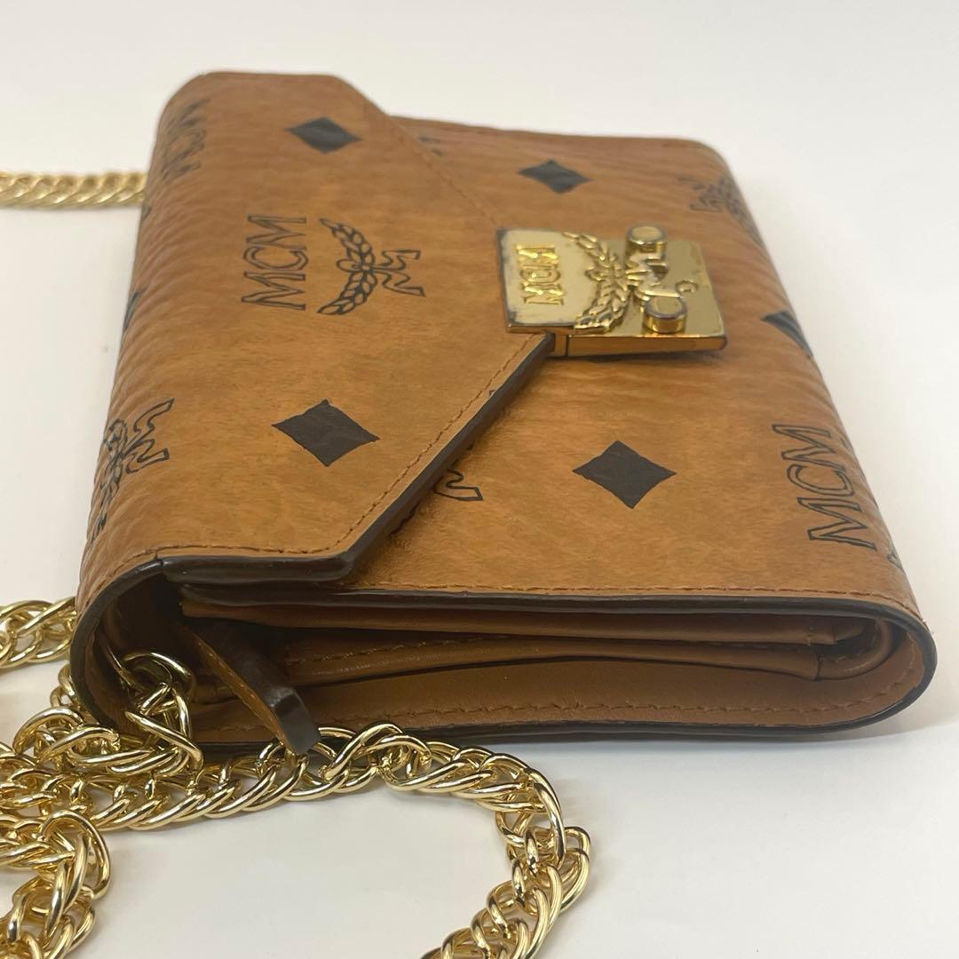 専用♡MCM✨ エムシーエム　ミニウォレット ゴールドチェーン ショルダーバッグ