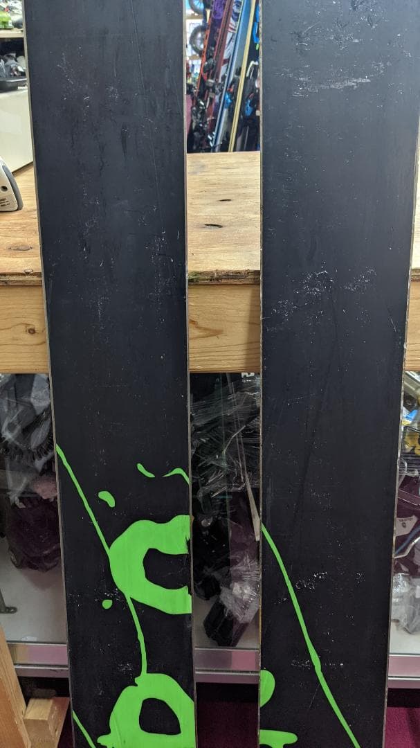 スキー 183 VOLKL SHIRO 119