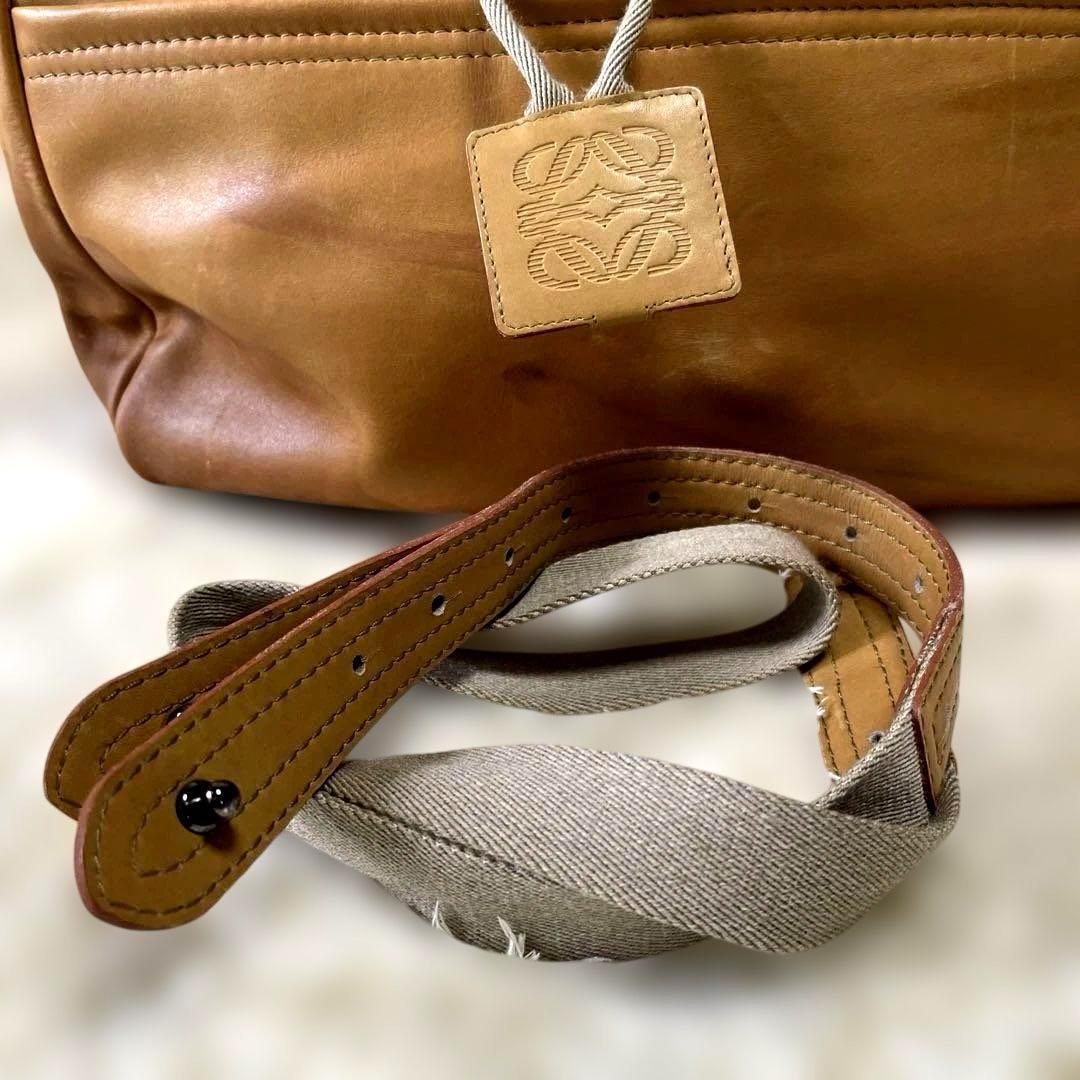 LOEWE ロエベ　ボストンバッグ レザー ベージュ ショルダー　ハンド　大きめ