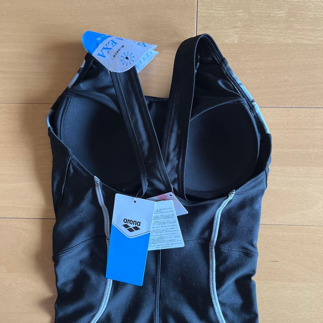 新品タグ付　arena アリーナ フィットネス　ワンピース水着　 M パッド付き