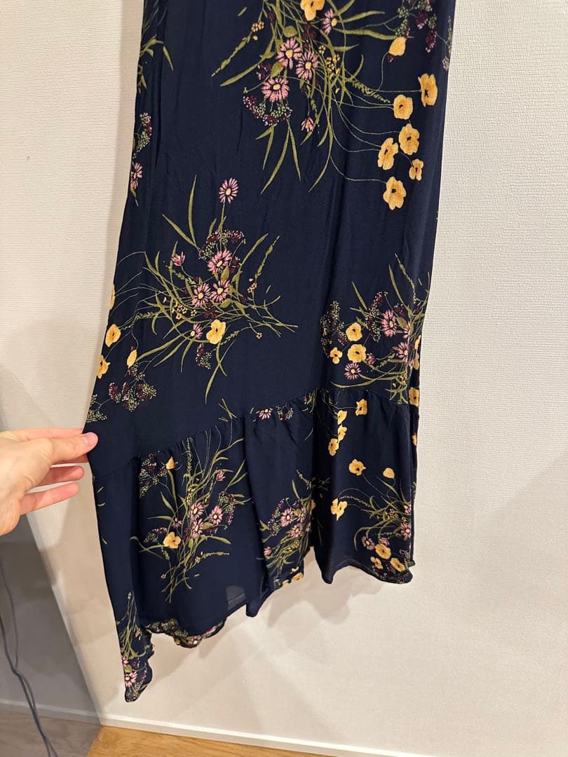 Reformation・Nikita Dress ネイビー花柄 Size 0