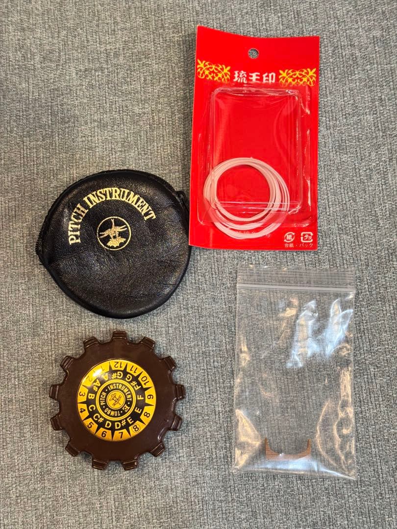 495＊三線　練習用　和楽器　沖縄三線　蛇柄　ケース付き　蛇皮ではありません