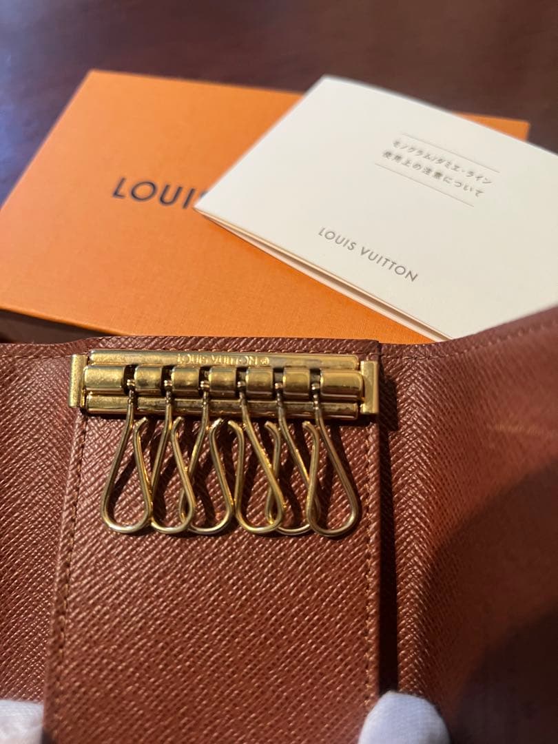 【極美品】ルイ・ヴィトン　ミュルティクレ6 モノグラム　キーケース6連　激安